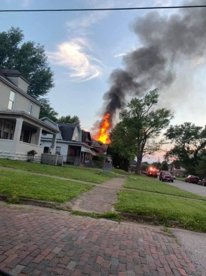 BREAKING..... Huntington Firefighters Battle 11th Avenue Blaze BREAKING..... Huntington Firefighters Battle 11th Avenue Blaze